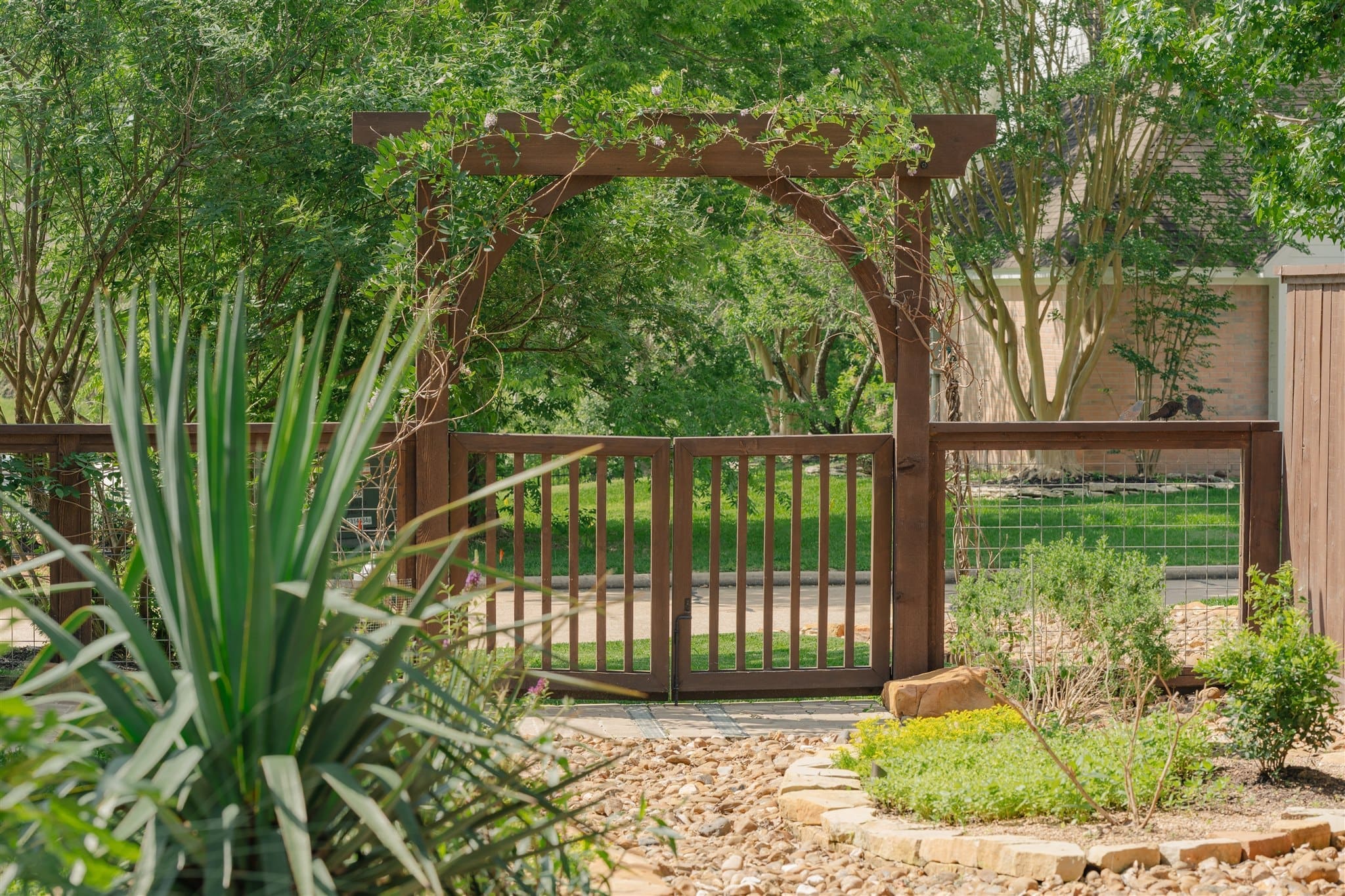 Cypress, TX Professional Landscaping